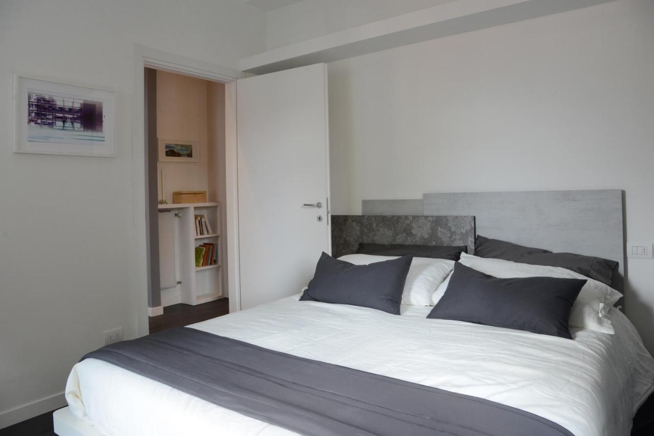 Rezzonico Suites - By Myhomeincomo Bagian luar foto
