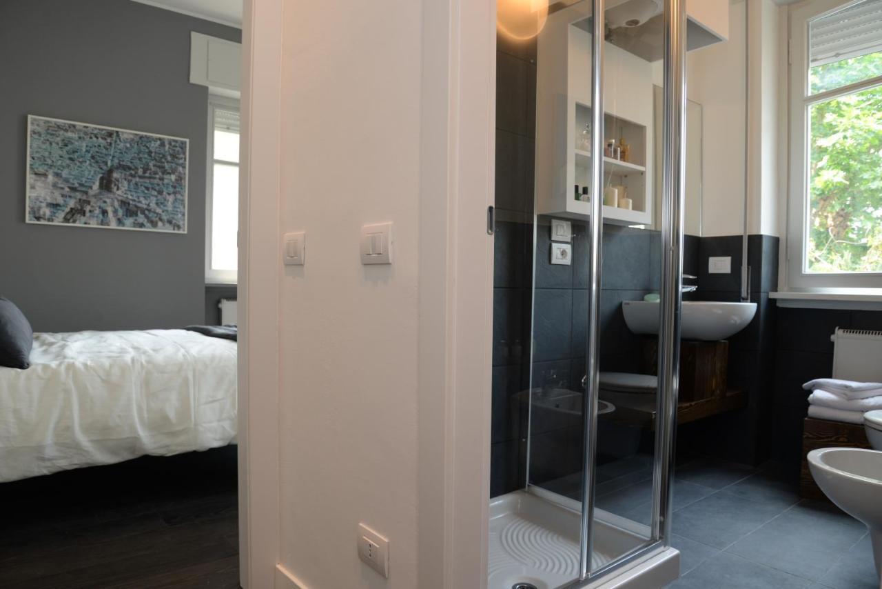 Rezzonico Suites - By Myhomeincomo Bagian luar foto
