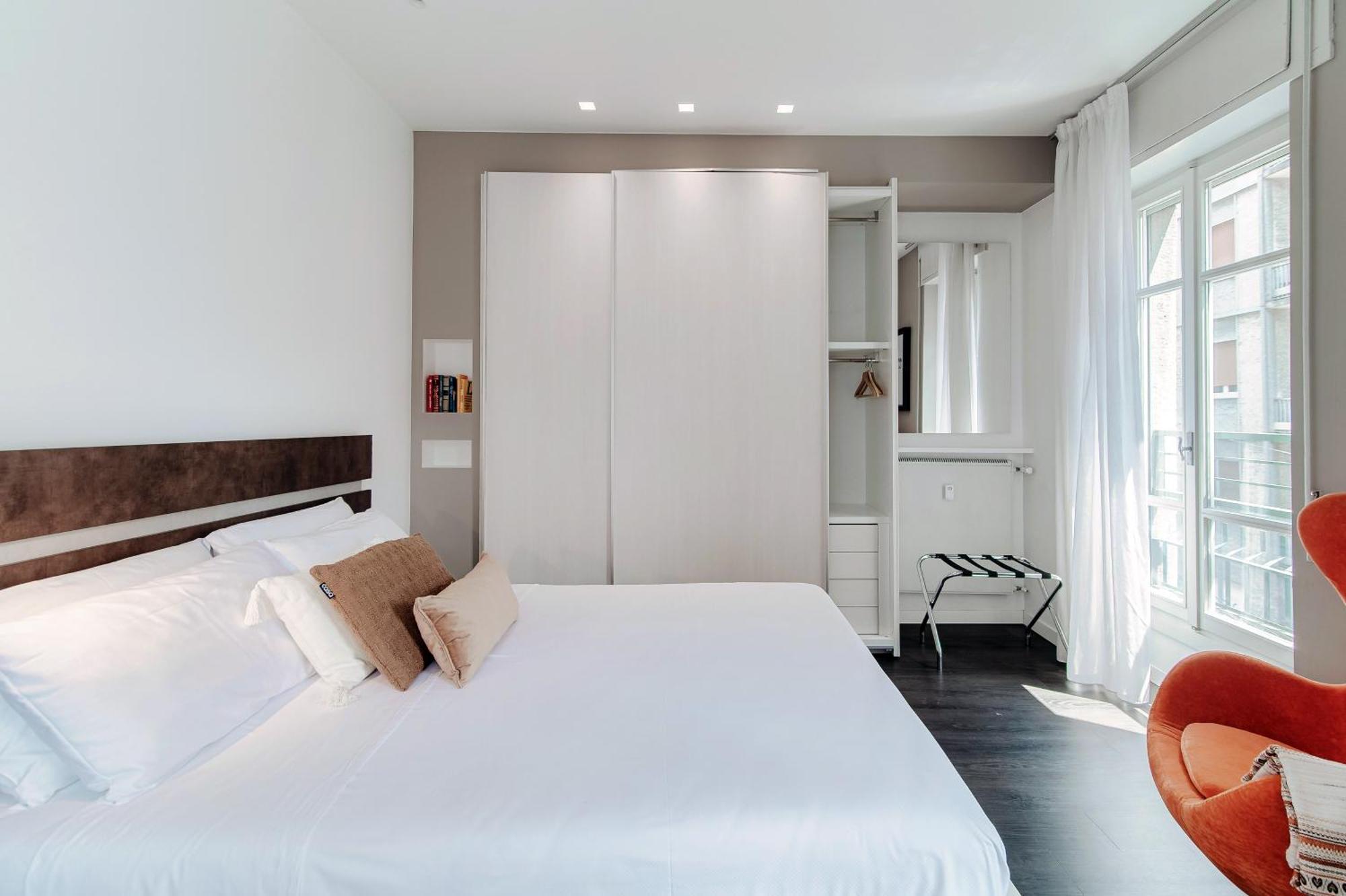 Rezzonico Suites - By Myhomeincomo Bagian luar foto