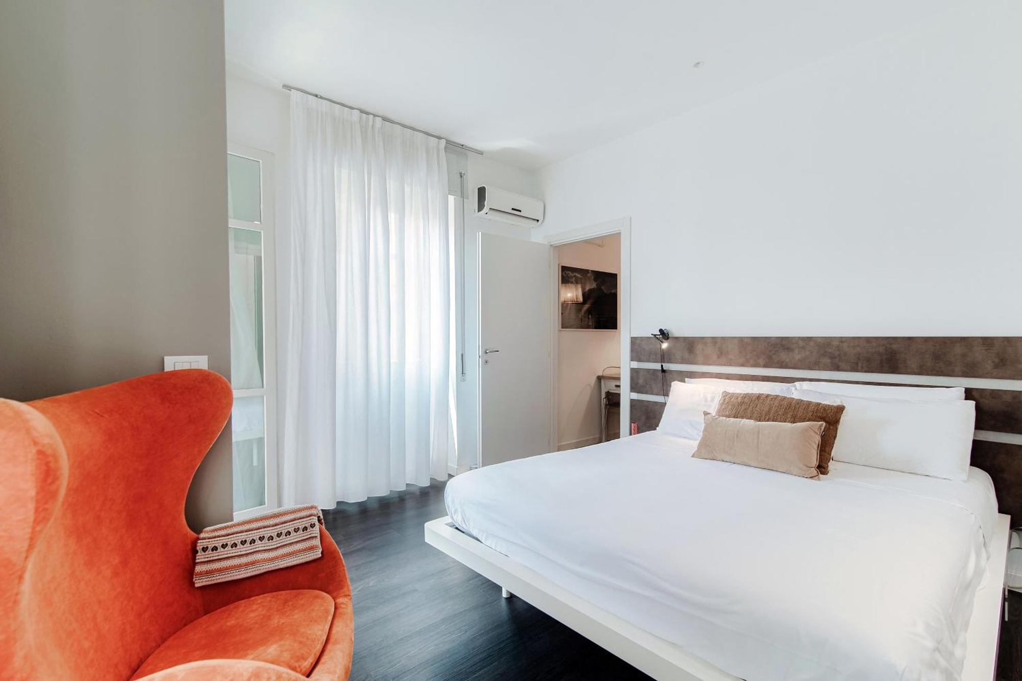 Rezzonico Suites - By Myhomeincomo Bagian luar foto